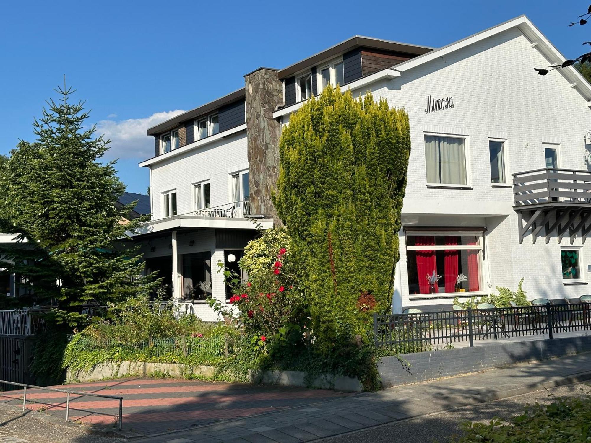 Mimosa Hotel Valkenburg aan de Geul Exterior photo